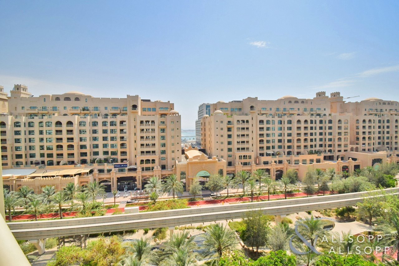 Apartment withdrawn in Jash Hamad, Palm Jumeirah, Shoreline Apartments ...